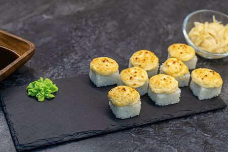 Ролл Судзуки хот