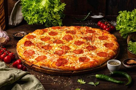 Пицца пепперони 33см