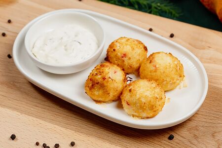 Крокеты из крабового мяса