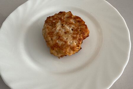 Биточки куриные с грибами