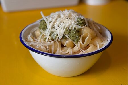 Пенне Ринате с соусом песто 