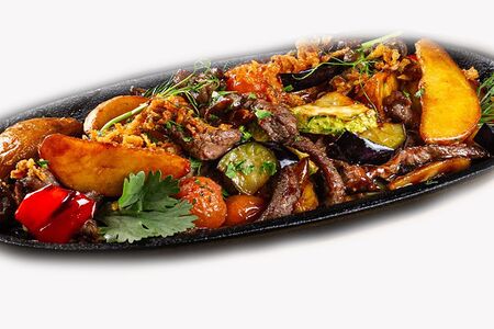 Сковорода с телятиной от шефа