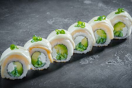 Ролл Масляная рыба с трюфельным соусом