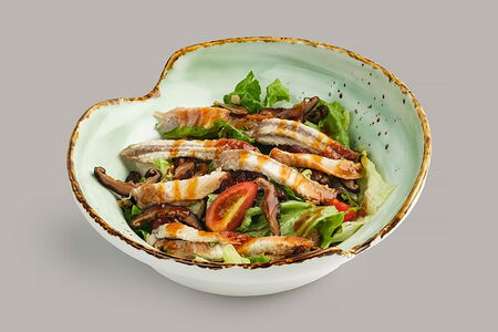 Салат с угрем