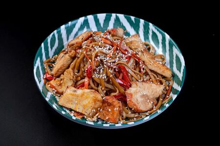 Удон с курицей 