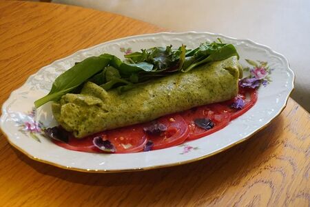 Французский омлет со шпинатом 