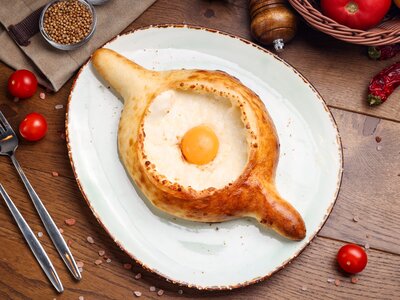 Хачапури по-аджарски
