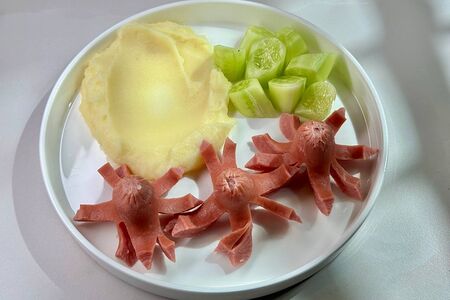 Осьминожки с картофельным пюре