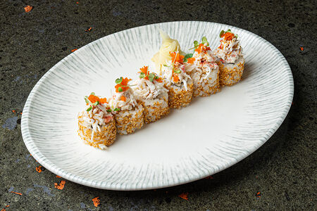 Ролл с камчатским крабом