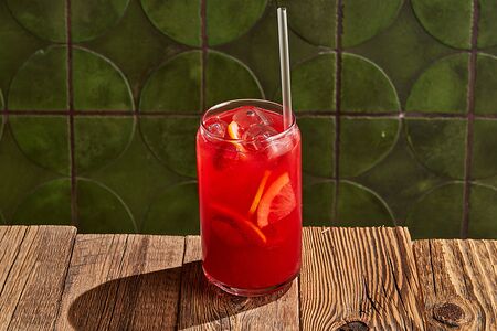 Лимонад клубнично-жасминовый