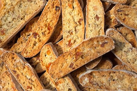 Печенье Кантуччи абрикос и грецкий орех  