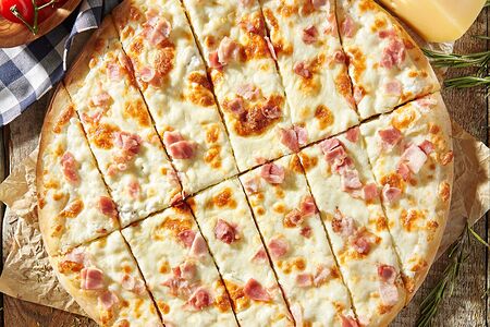 Сырные палочки с беконом 25 см