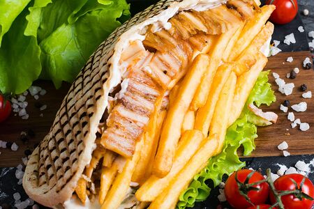 Гирос со свининой