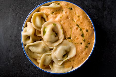 Пельмени с раковыми шейками