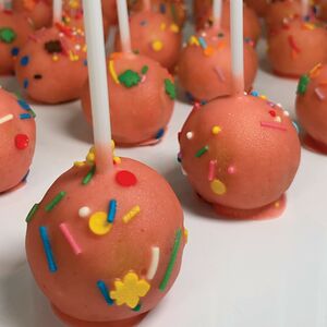 Пирожное кейк-попс