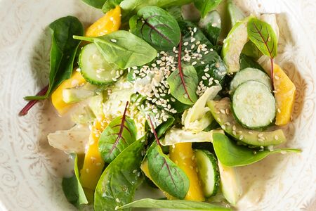 Большой зеленый 