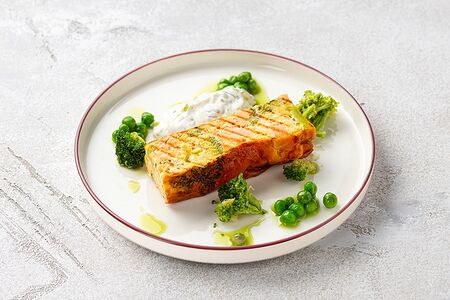 Омлет по-лотарингски с лососем