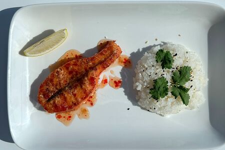 Лосось запеченный с рисом 