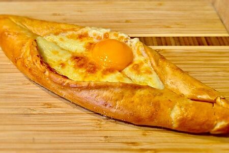 Хачапури по-аджарски