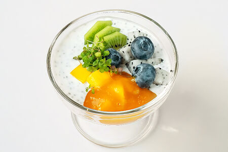 Чиа-пудинг с фруктами