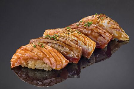 Ассорти суши татаки