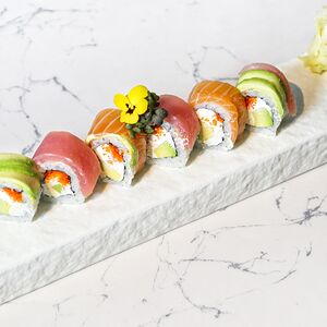 Ролл тунец/лосось/авокадо