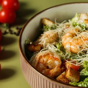 Салат Цезарь с Креветками