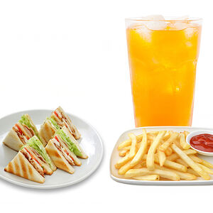 Сэндвич с курицей + фри + напиток на выбор 0,5