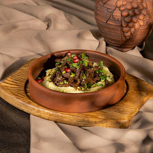 Говядина в гранатовом соусе