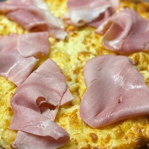 Хачапури с тамбовским окороком (30 см)