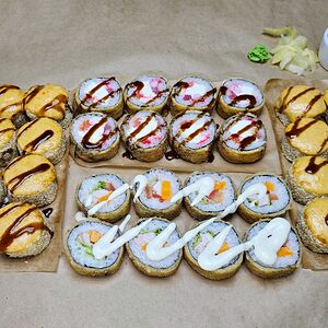 Жаркий сет (32 ролла)