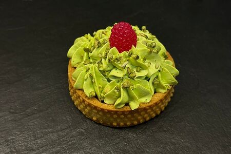 Тарт Фисташка-Малина