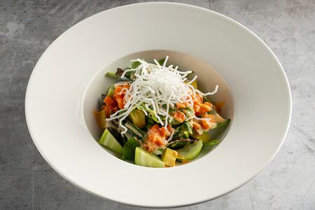 Салат с тартаром из форели