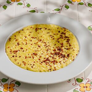 Ризотто с шафраном и крошкой бекона