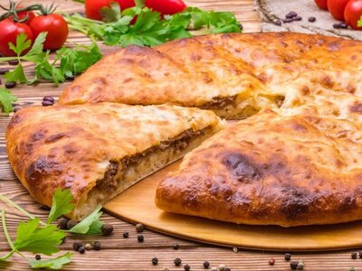 Осетинский пирог с говяжьим фаршем 