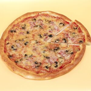 Пицца мясная с грибами