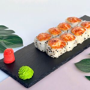 Запеченные роллы с лососем