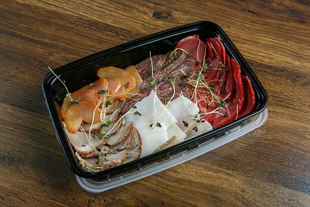 Мясная тарелка