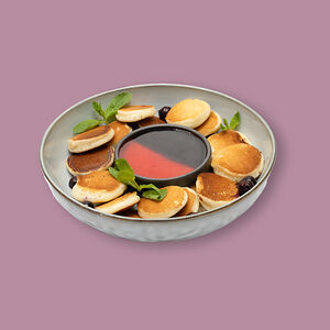 Мини панкейки с шоколадной пастой