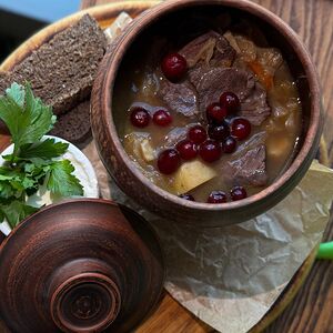 Уральские щи с телячьими щечками