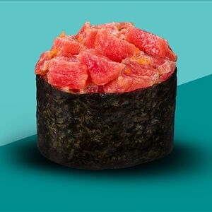 Гункан спайси тунец