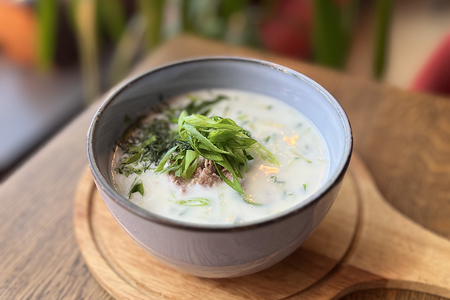 Окрошка с говядиной на кефире