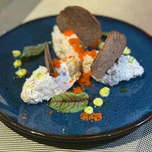 Форшмак из олюторской сельди с бородинскими гренками