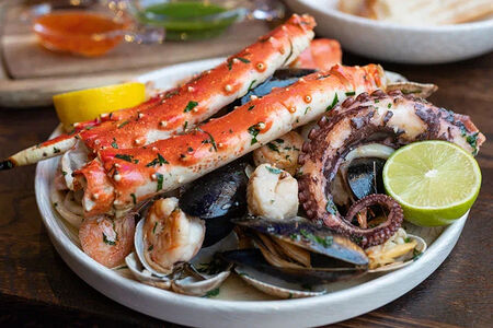 Тарелка с морепродуктами