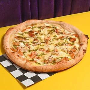 Пицца Курица с песто