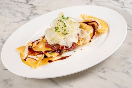 Равиоли с рикоттой и копчёной уткой