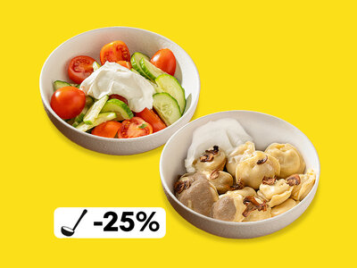 Обед с пельменями и овощным салатом