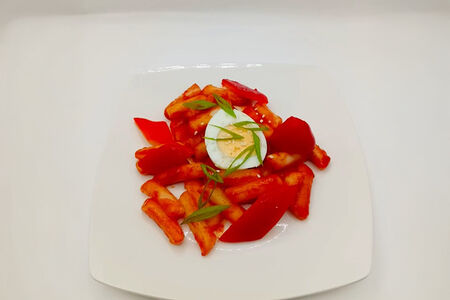 Токпокки с сосисками