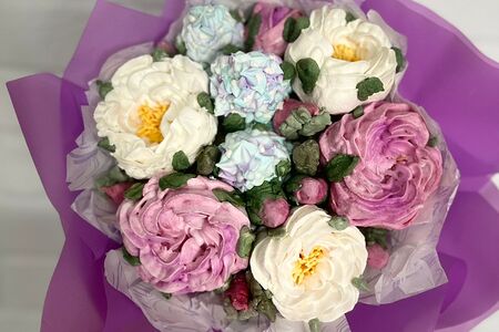 Букет из зефира с пионами и розами Размер M