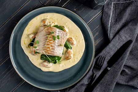 Филе трески с мидиями